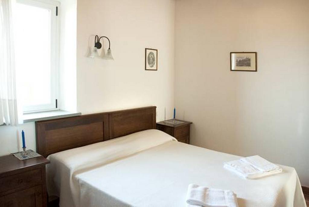 Il Poggio Delle Ginestre Guest House Torgiano Exterior photo
