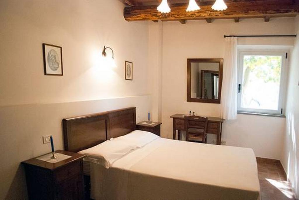 Il Poggio Delle Ginestre Guest House Torgiano Exterior photo